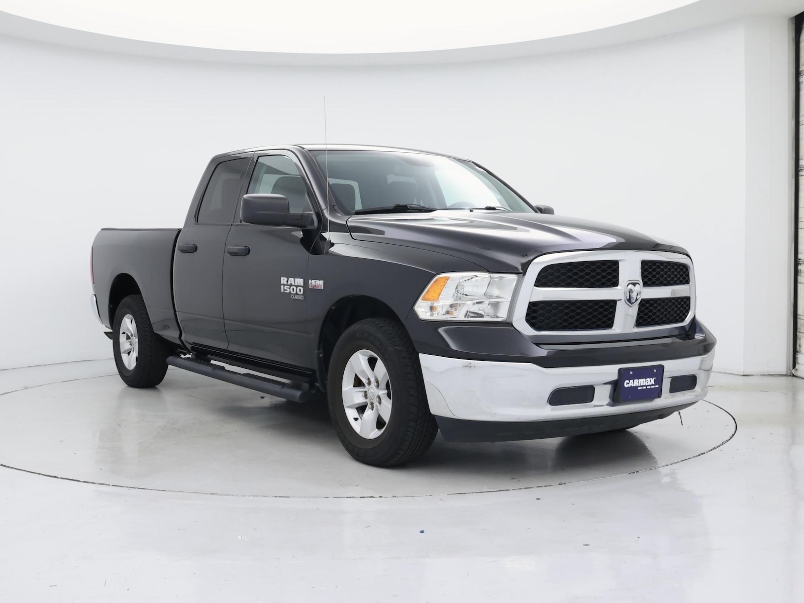 ram ram 1500 classic 2019 1C6RR6FT8KS745613 image ram ram 1500 classic 2019 1C6RR6FT8KS745613 image